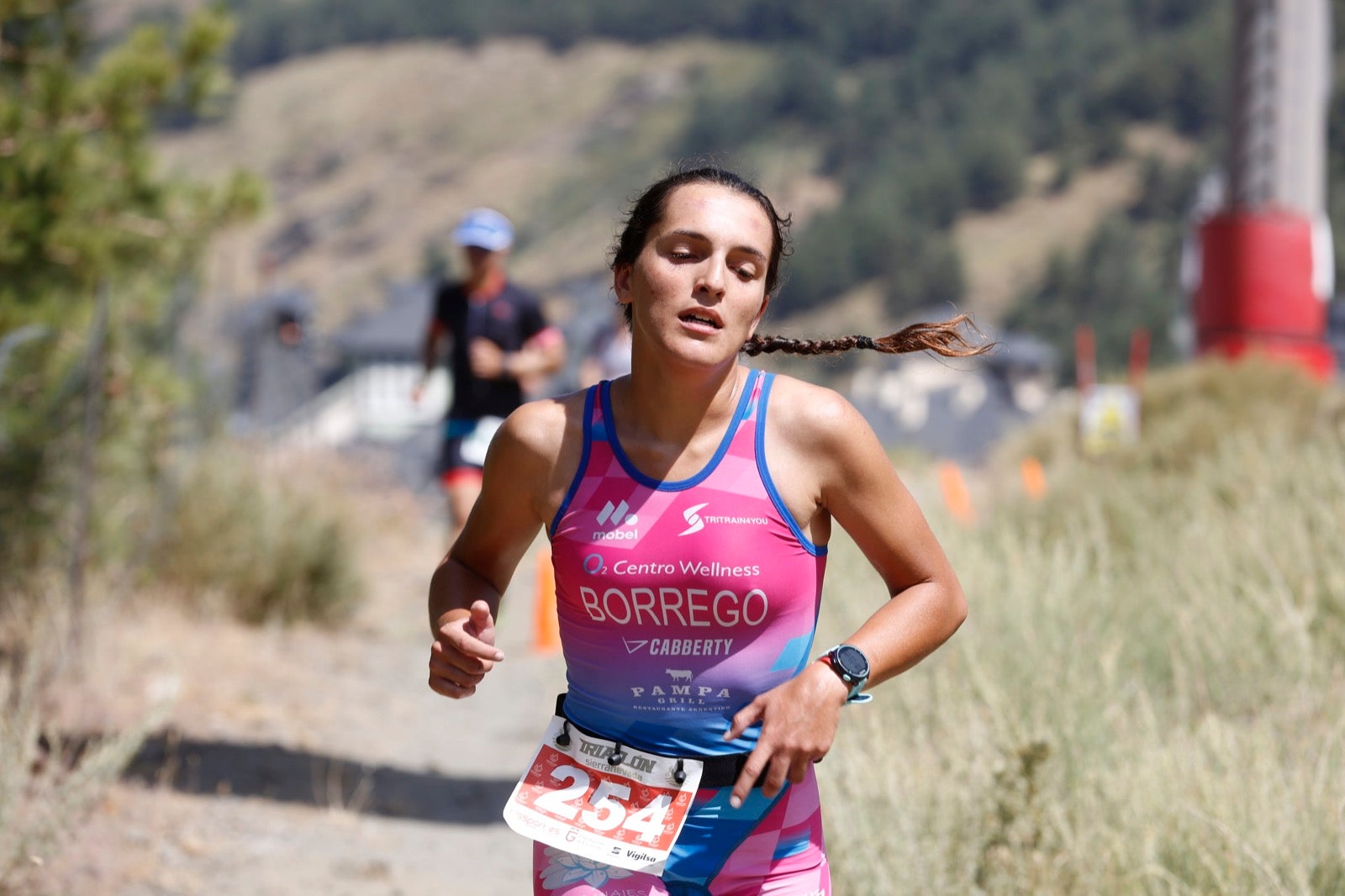 Fotos: Nos metemos e lleno en el espectacular triatlón de Sierra Nevada: así ha sido