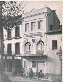 Imagen secundaria 2 - Joyas de Granada: El teatro Dengra levanta de nuevo el telón