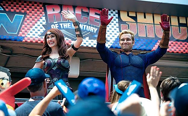 La Reina Maeve y Patriota, alabados por la ciudadanía.