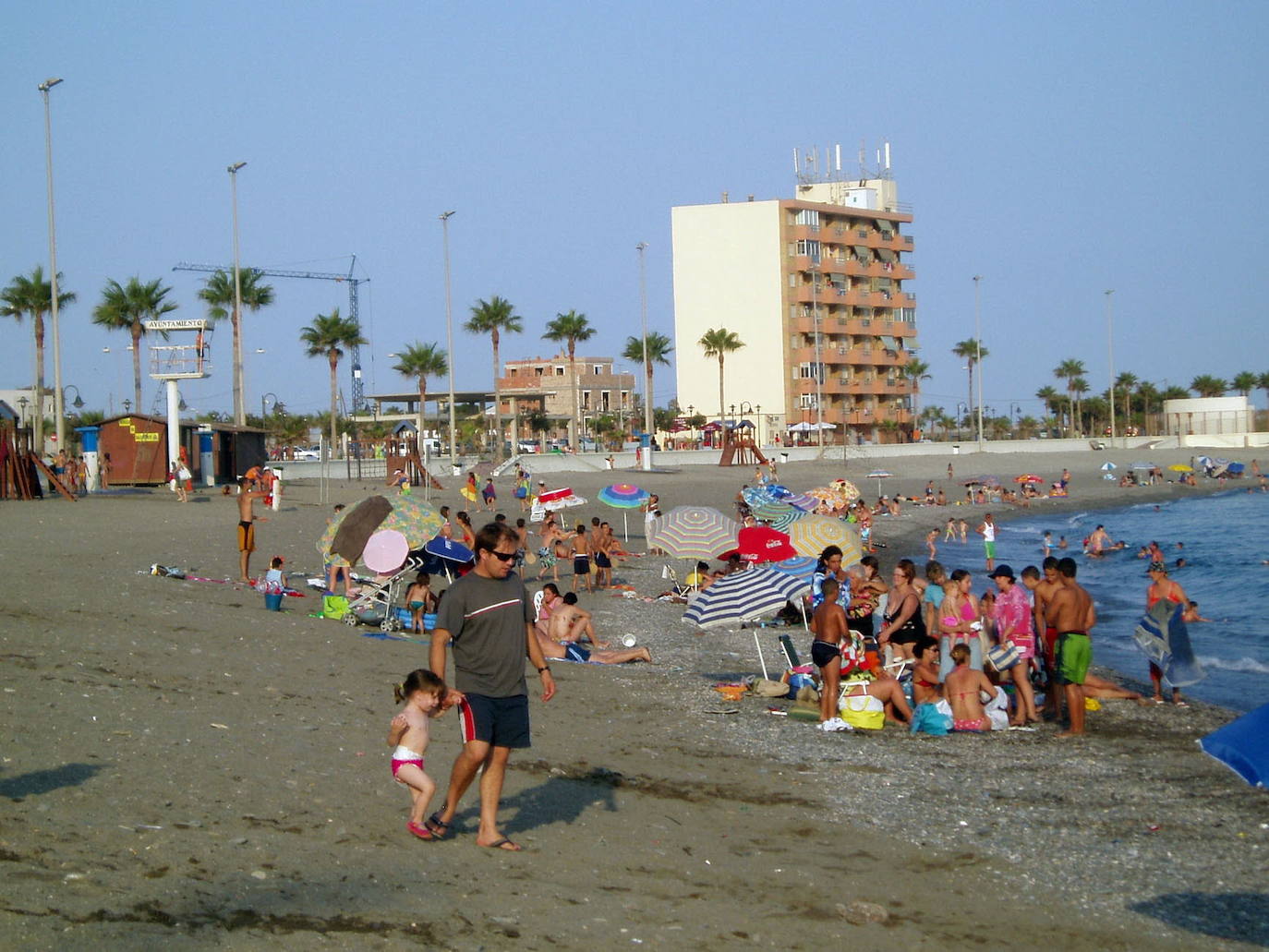 Playa San Nicolás (Adra, Almería)