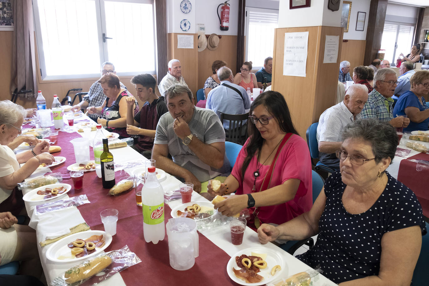 Albolote celebra su tradicional comida de homenaje a los mayores