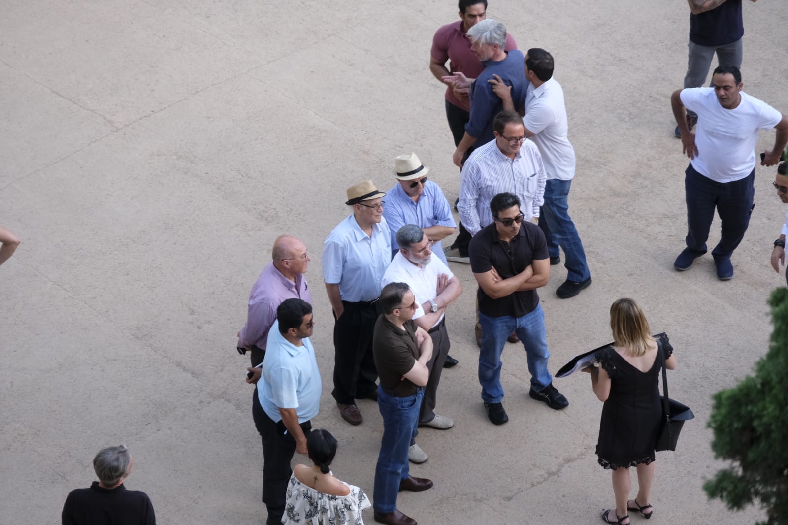 Mansour bin Zayed Al-Nahyan ha pasado por el Parador de Granada antes de realizar su visita guiada por el monumento nazarí