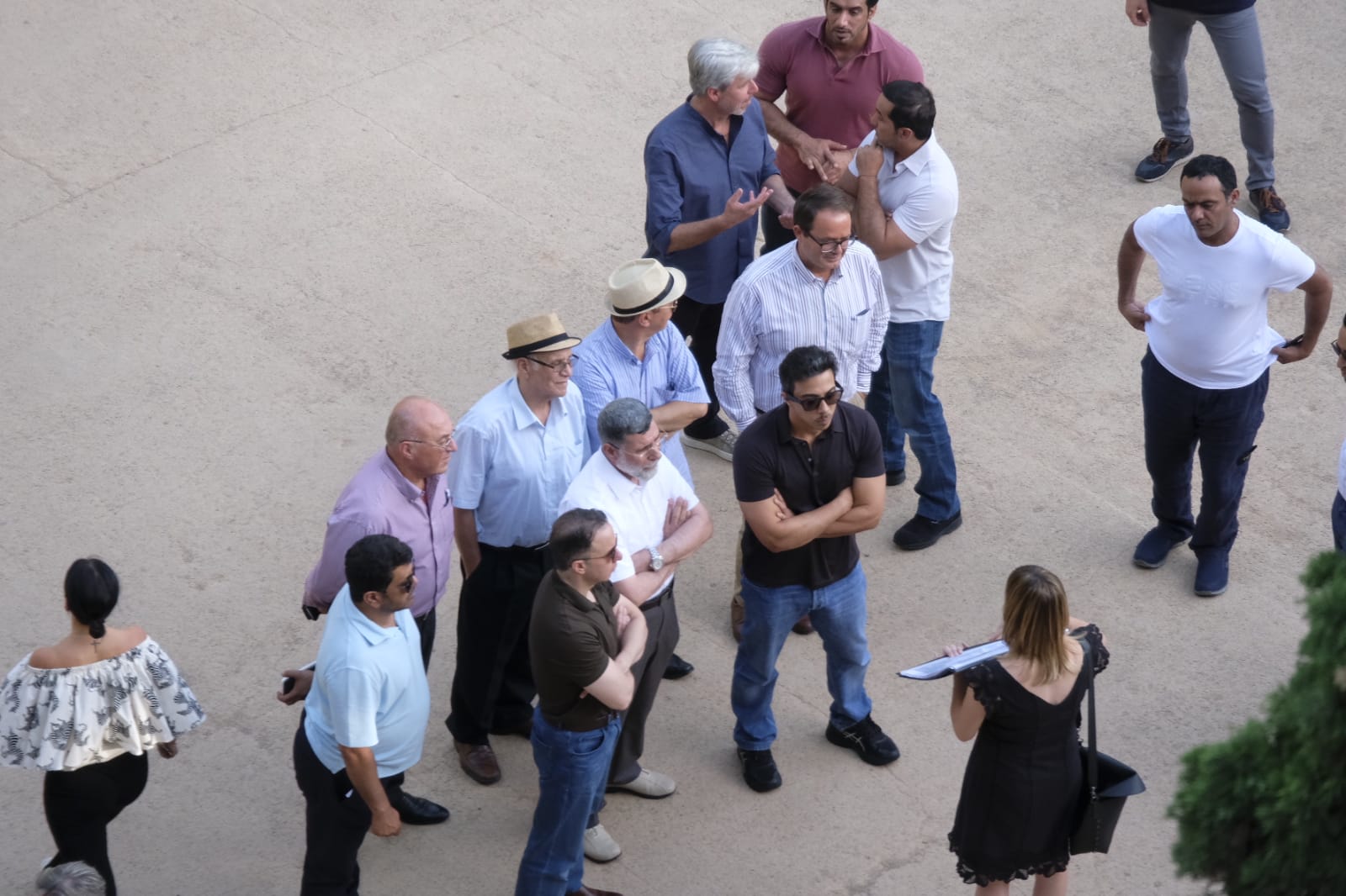 Mansour bin Zayed Al-Nahyan ha pasado por el Parador de Granada antes de realizar su visita guiada por el monumento nazarí