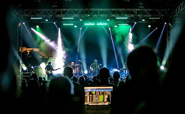 Los Planetas en Salobreña.