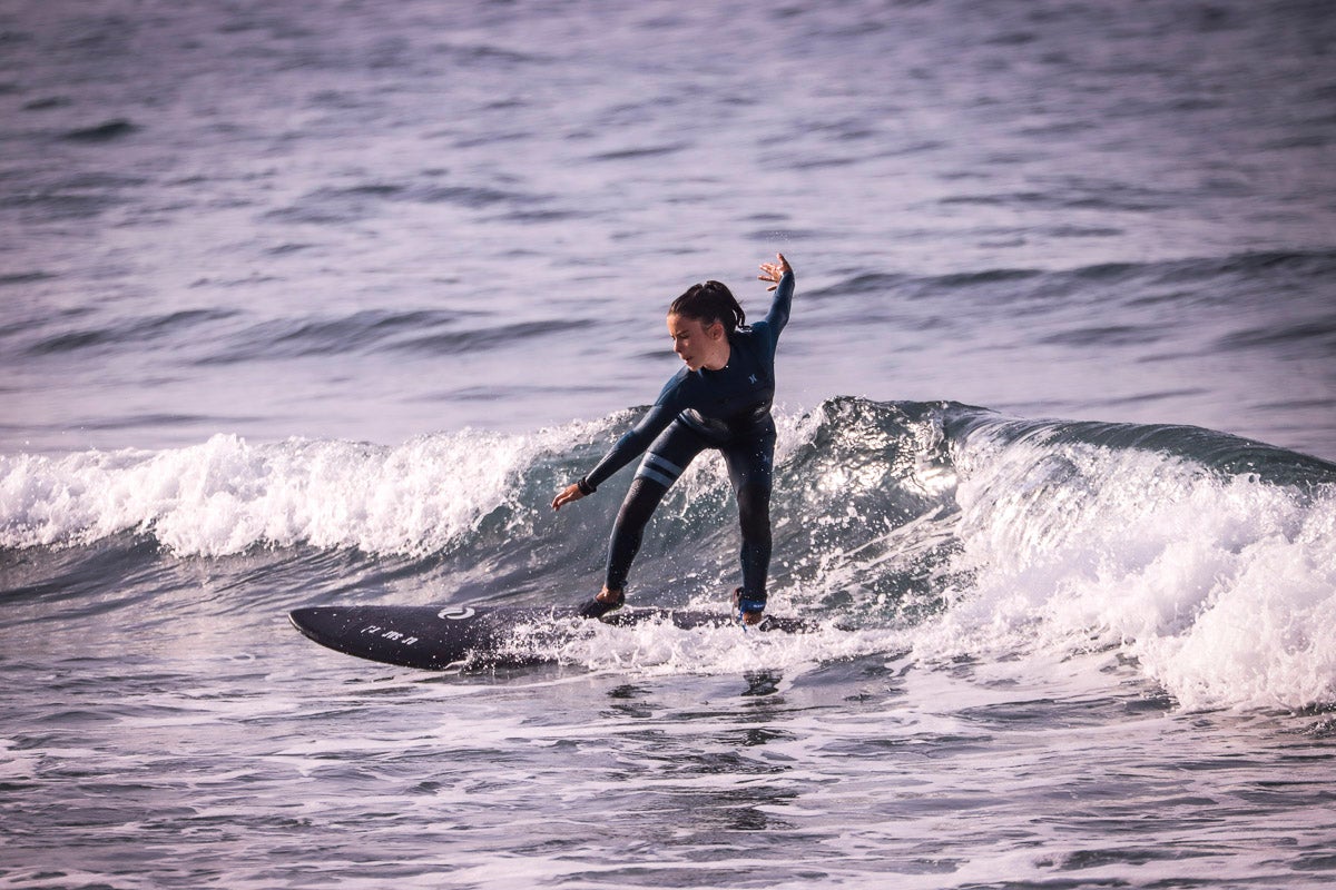 Fotos: Vera Izquierdo, una granadina entregada al surf