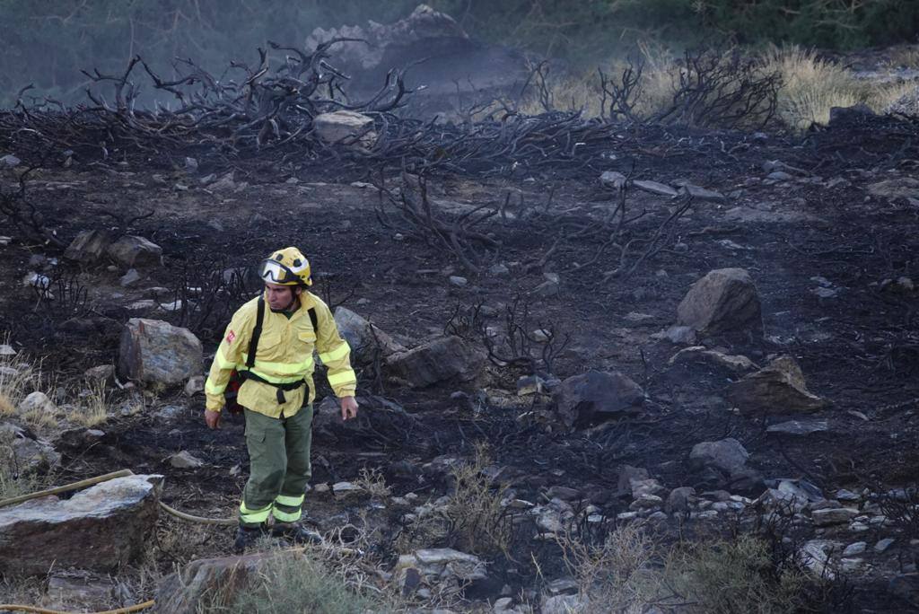 Fotos: Visitamos el lugar del incendio en Pradollano
