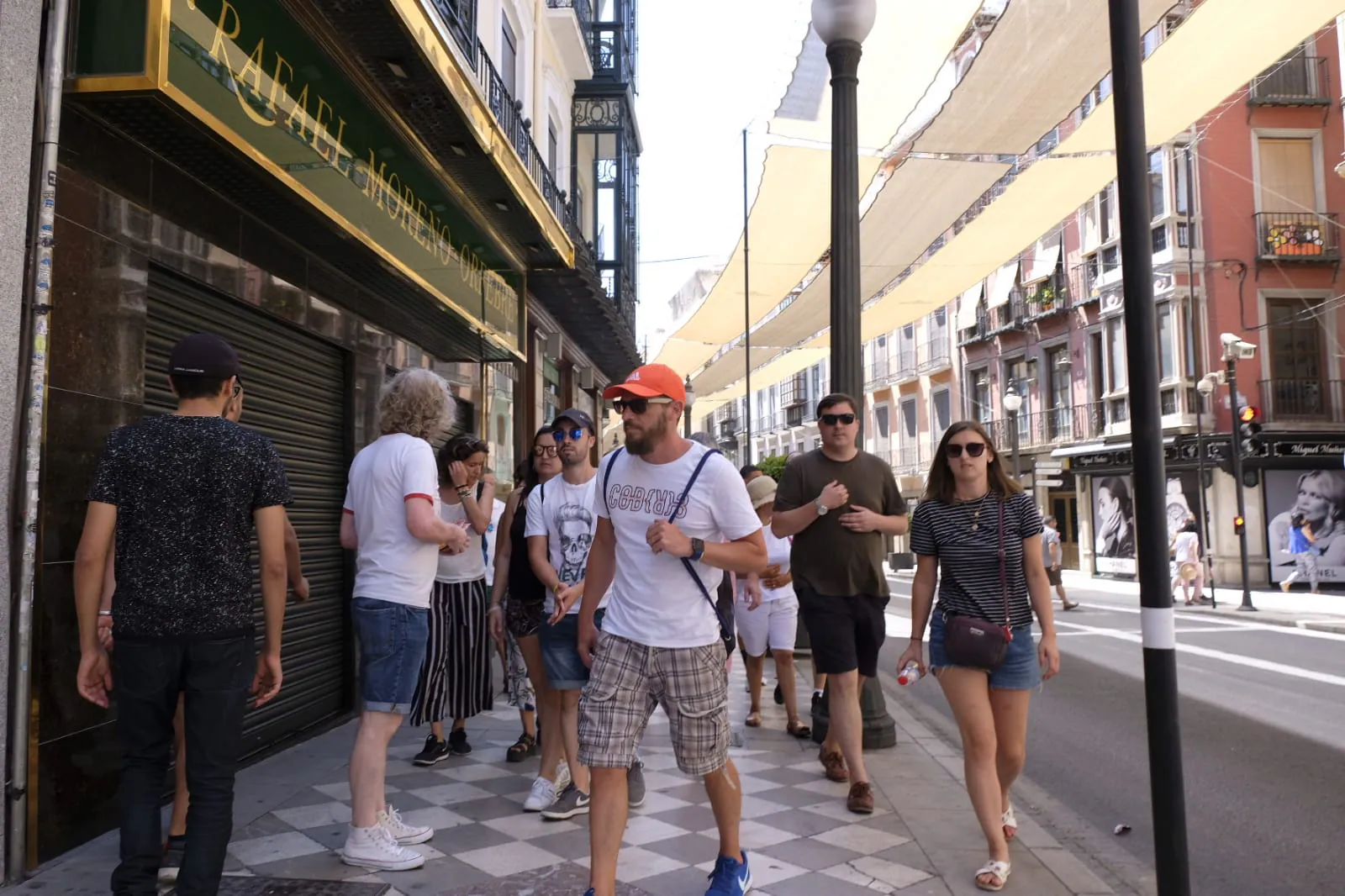 Fotos: El calor se ceba con Granada: así nos asamos en la ciudad