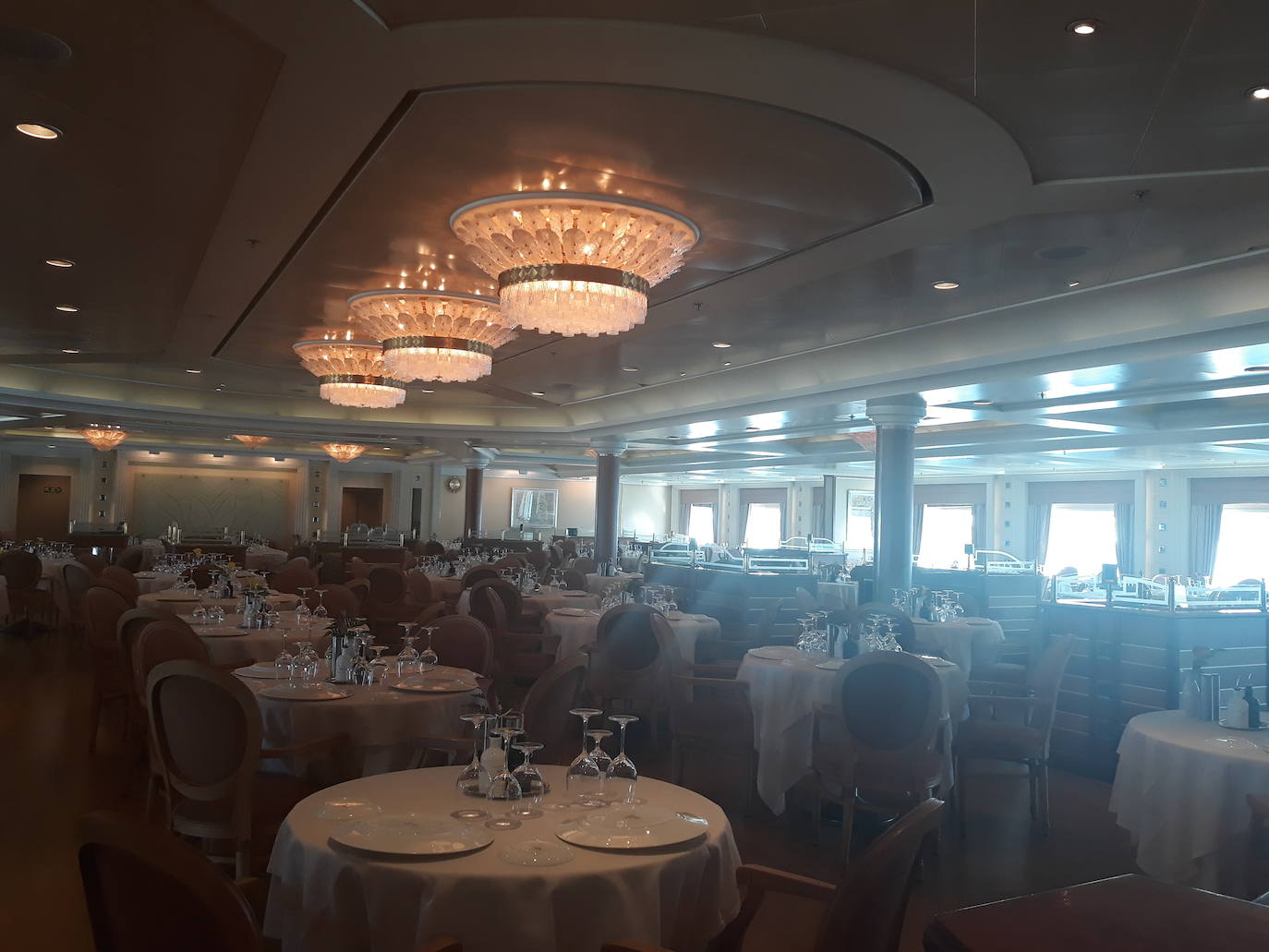 Fotos: Así es el Silver Shadow, el crucero de lujo que está en Motril