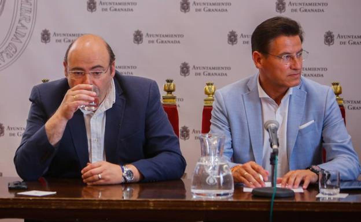 Crisis en el Ayuntamiento de Granada: Las cosas de Luis Salvador y las cosas de Sebastián Pérez