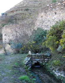 Imagen secundaria 2 - Presa Real, sendero del Alarife, acequia del Tercio; Acequia Real 