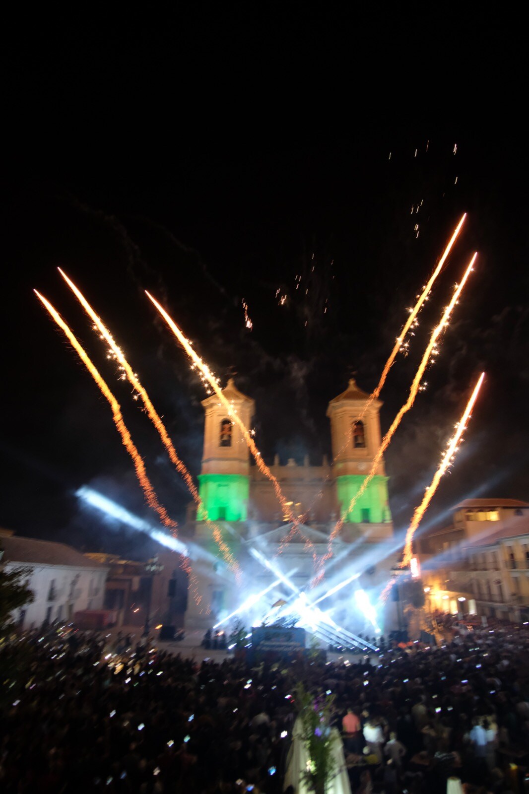 Momento mágico de las fiestas de Santa Fe que se celebran hasta el próximo domingo