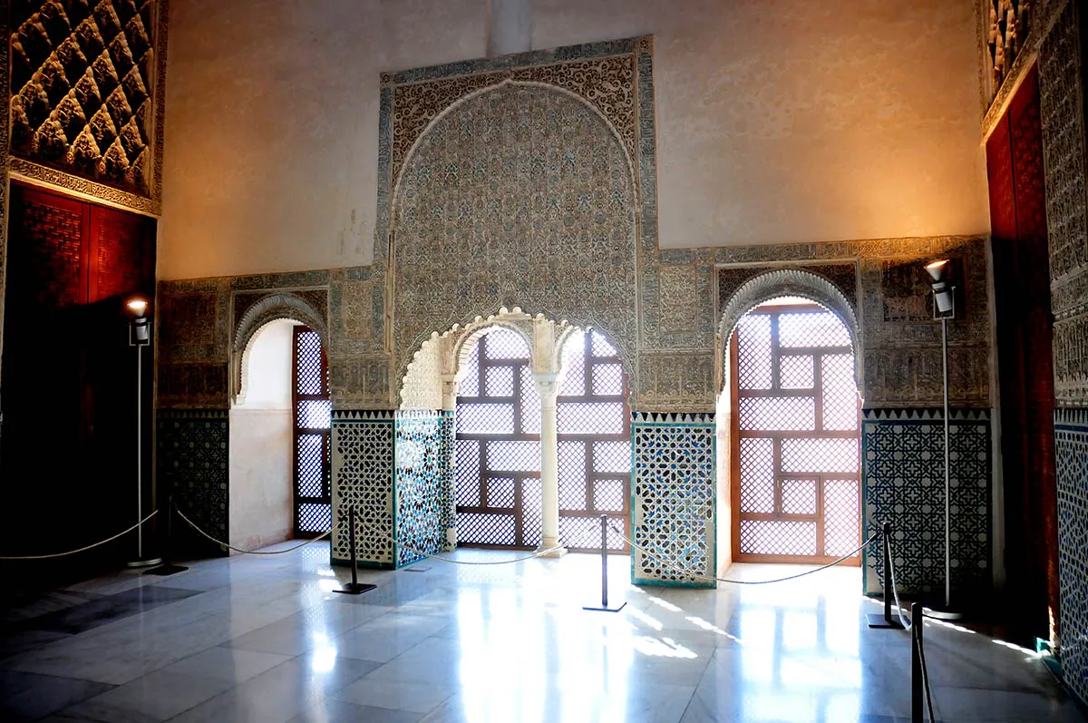 Qubba, Cuarto REal de Santo Domingo. Una ruta para conocer el esplendor nazarí extramuros de la Alhambra, huertos ajardinados, palacios, baños y estanques en los espacios que en la ladera del Albaicín formaron parte de la corte de los sultanes 