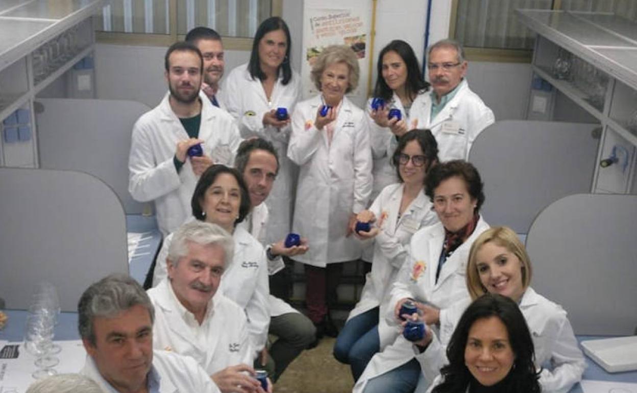 Parte del equipo que ha colaborado en el diseño de la lengua virtual. 