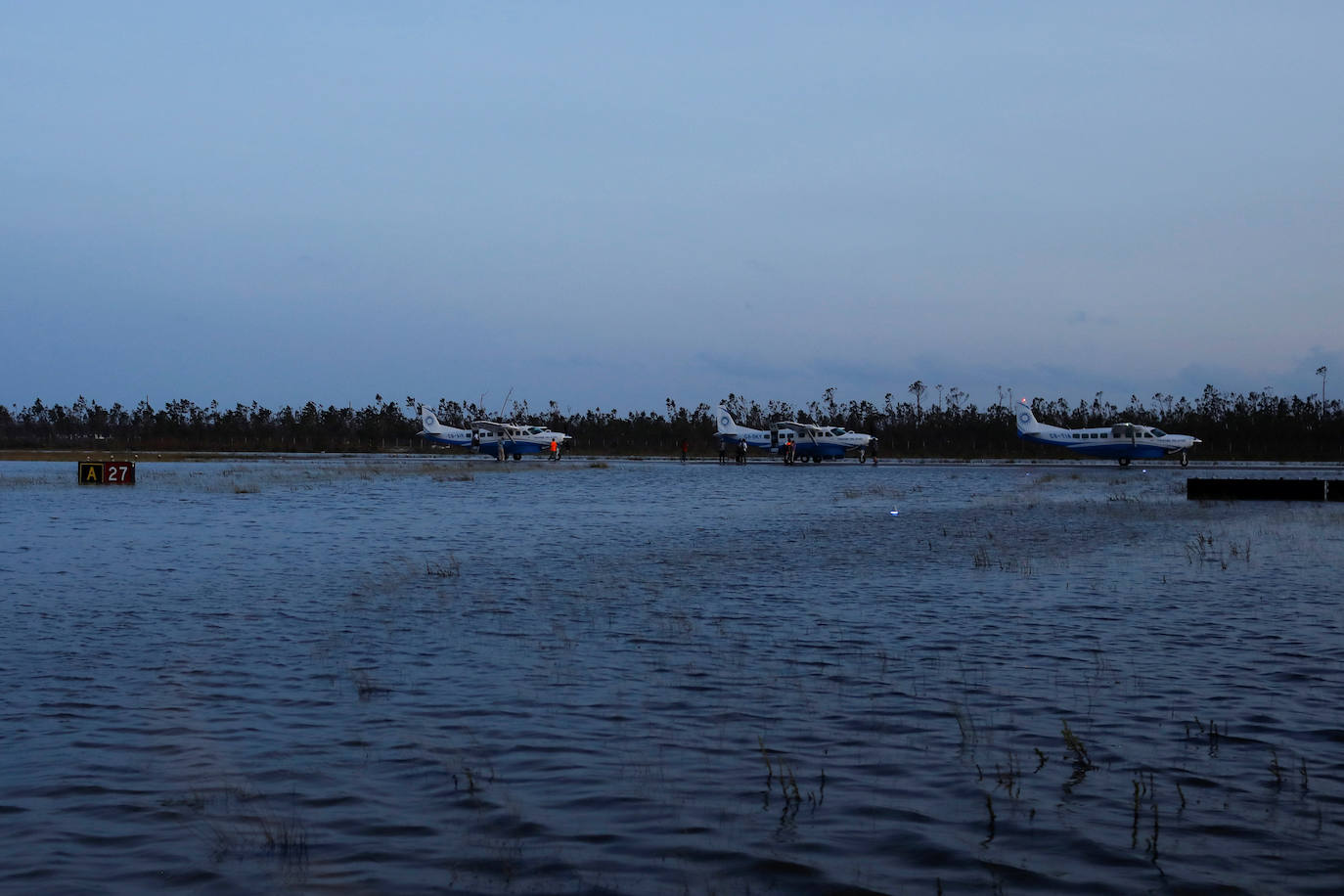 Fotos: Huracán Dorian deja al menos 20 muertos, desvasta Bahamas y hay 70.000 personas necesitan ayuda inmediata