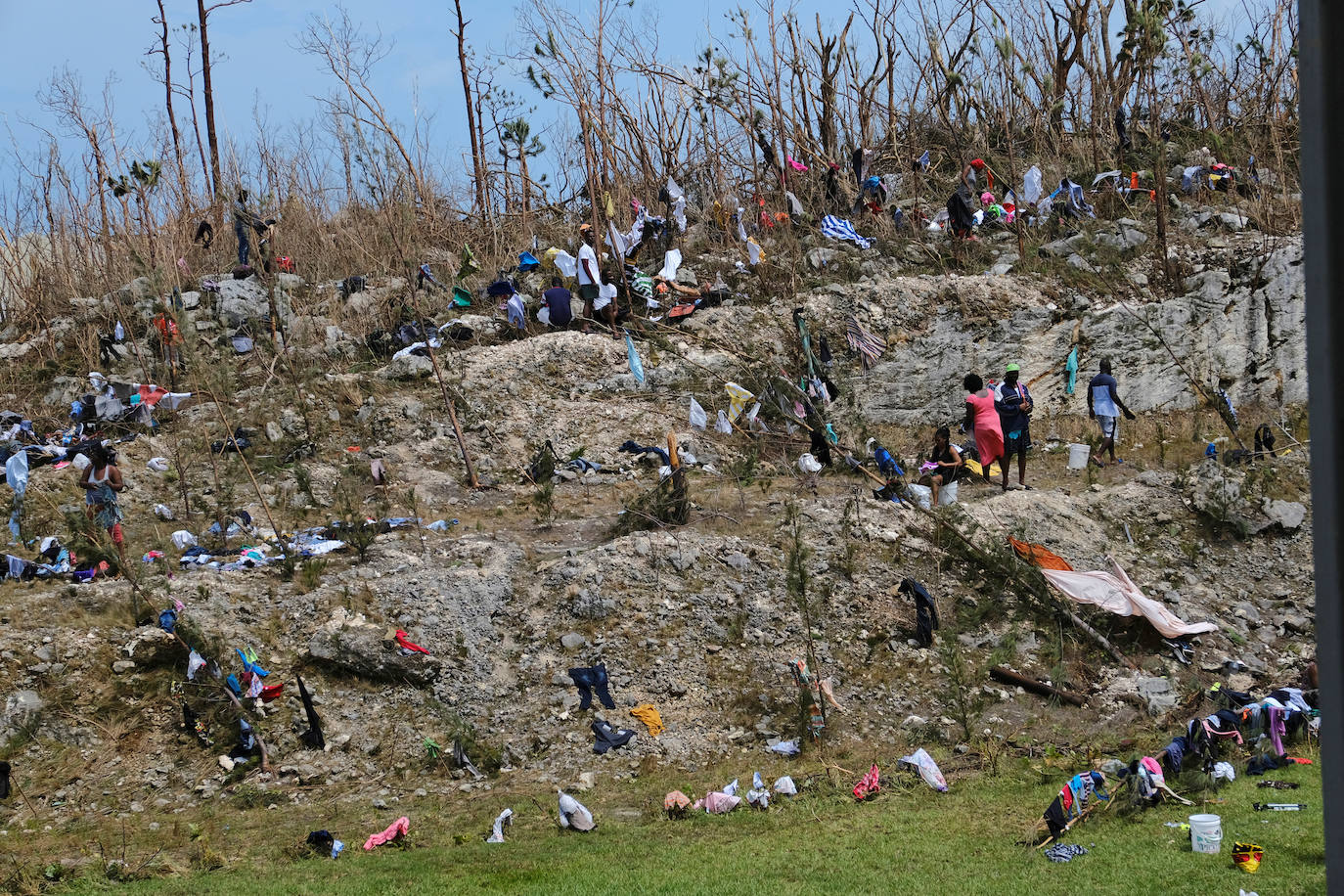 Fotos: Huracán Dorian deja al menos 20 muertos, desvasta Bahamas y hay 70.000 personas necesitan ayuda inmediata