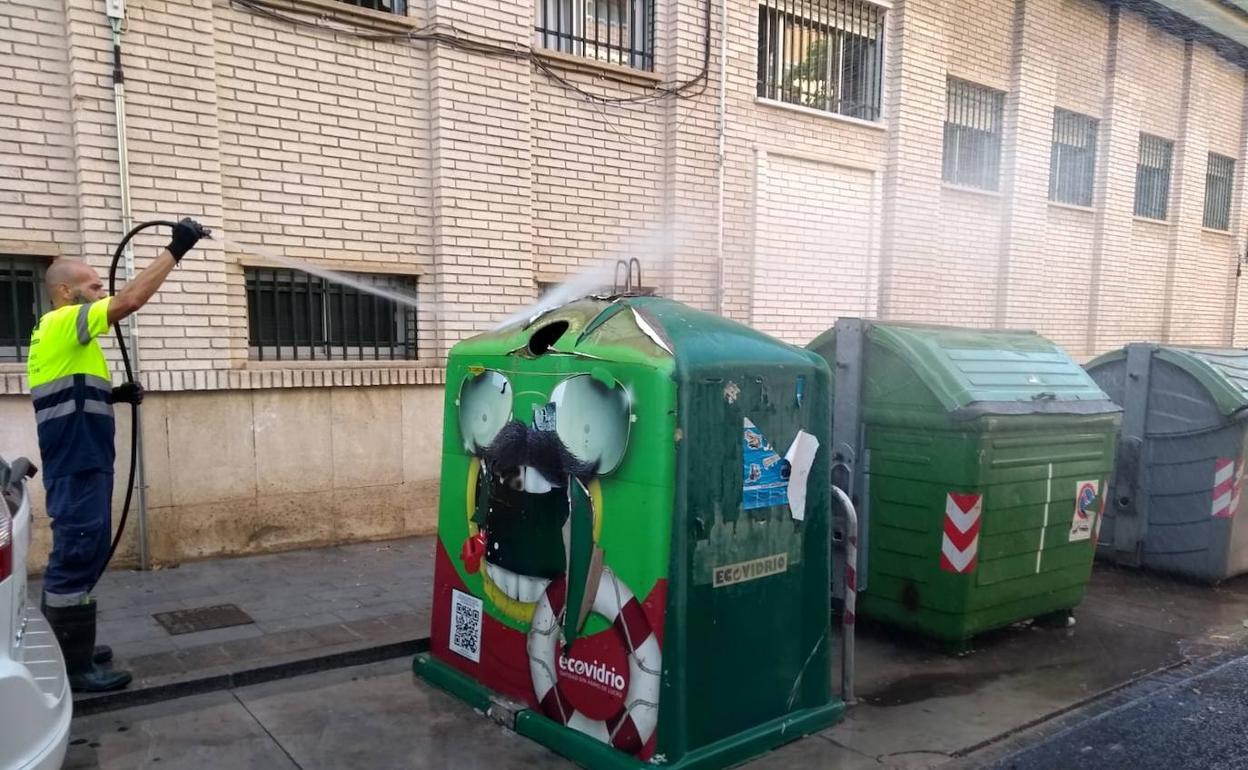Ayuntamiento de Motril: Pide ayuda para redactar la ordenanza de limpieza