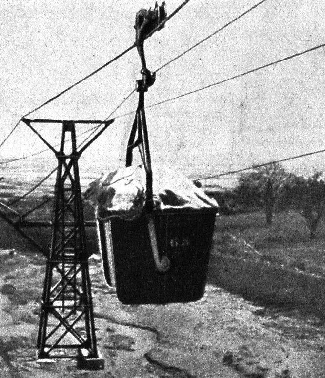 Imagen secundaria 2 - Estación central de Rules y cableado cerca de Rules y una vagoneta en las proximidades de Motril