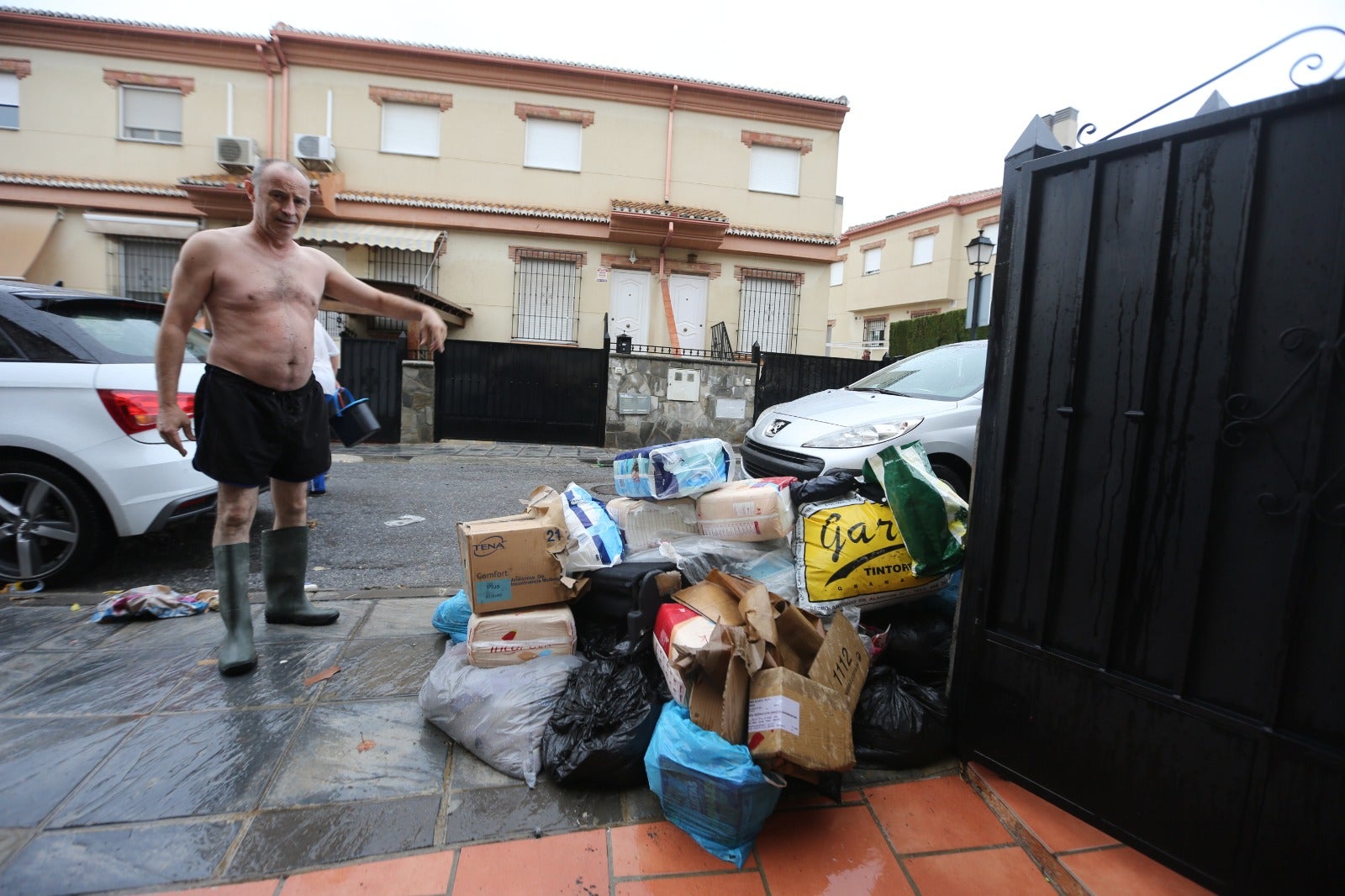 Fotos: Una gran tormenta inunda Granada y deja más de 150 incidencias