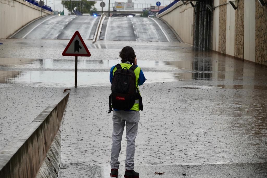 Fotos: Una gran tormenta inunda Granada y deja más de 150 incidencias