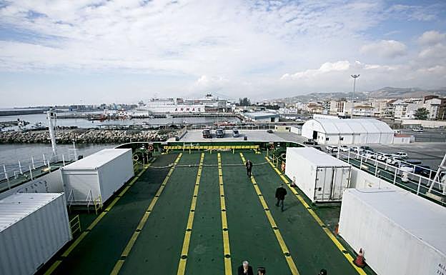 La demanda del tren entre Motril y Granada llega hasta el Congreso de los Diputados