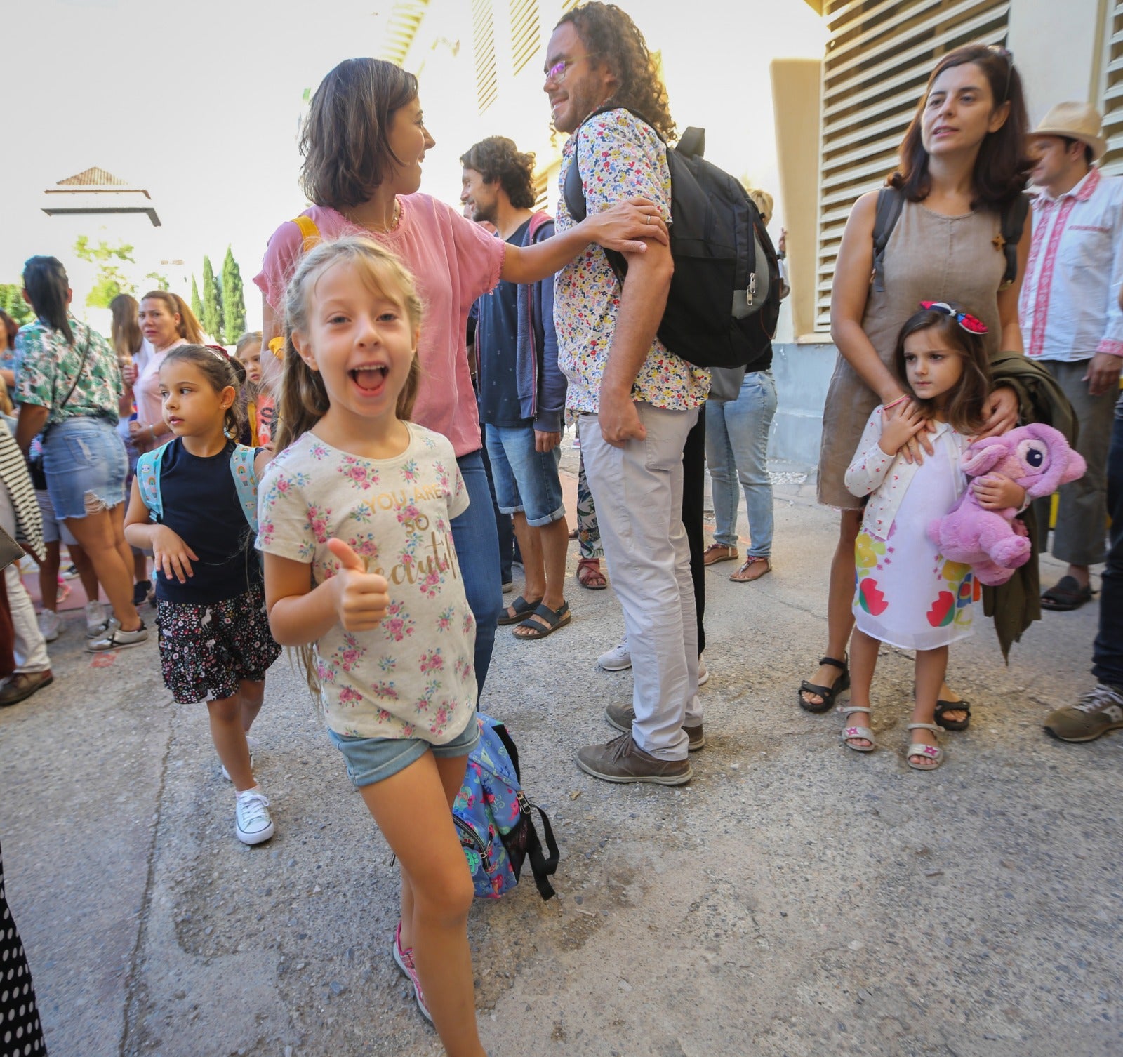 Miles de pequeños de la capital y la provincia han regresado este martes a las aulas para el curso académico 2019/2020 