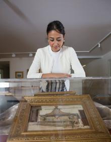 Imagen secundaria 2 - Detalles de la exposición 'Maestros y coetáneos de Mariano Bertuchi', de la Colección Casa Ajsaris.