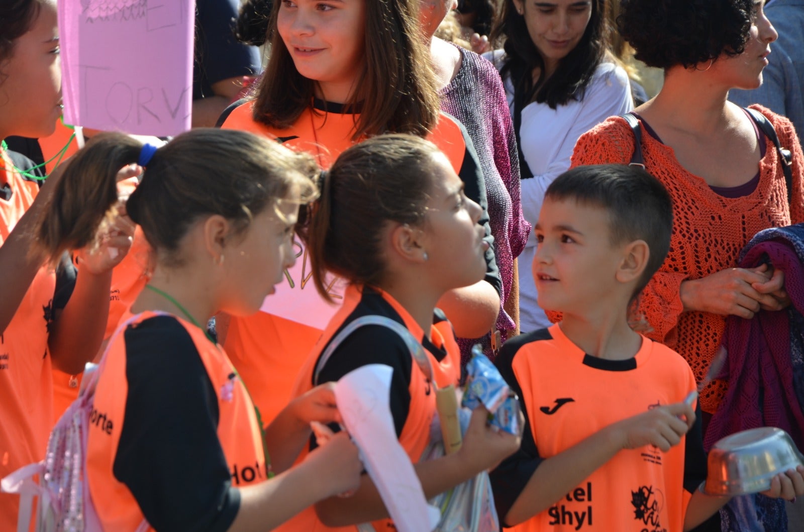 Los alumnos de Bérchules y Torvizcón han comenzado una huelga indefinida por la que no volverán a clase hasta que se solucione esta situación