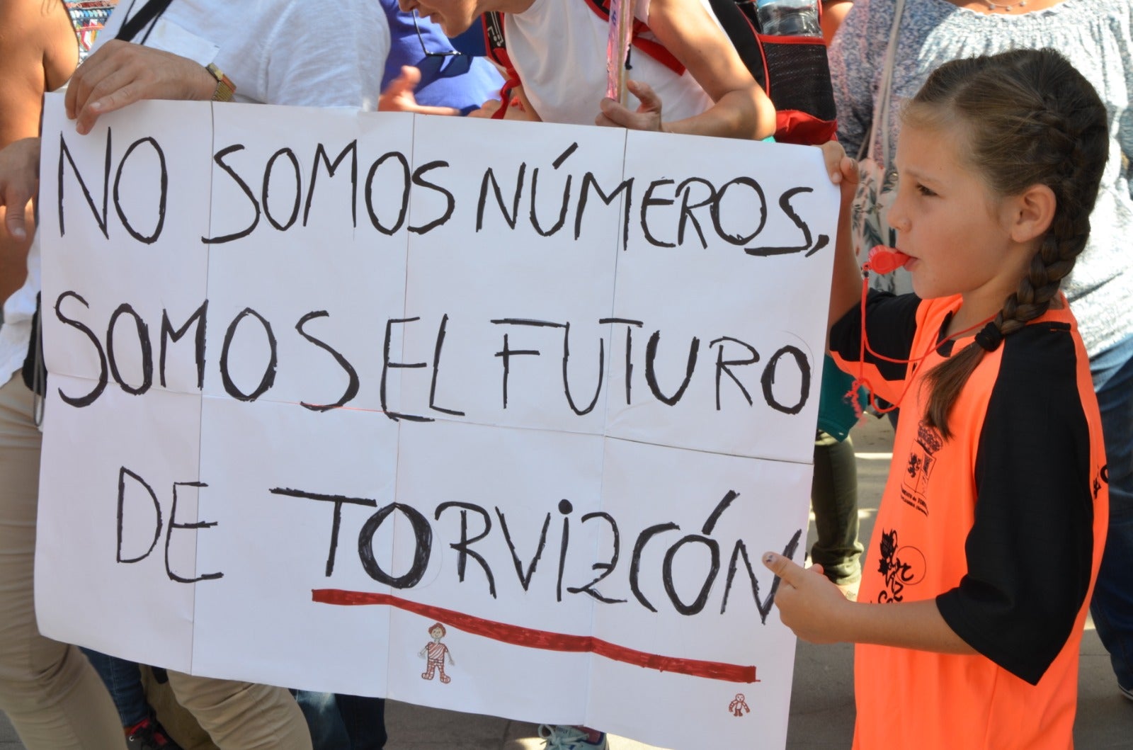 Los alumnos de Bérchules y Torvizcón han comenzado una huelga indefinida por la que no volverán a clase hasta que se solucione esta situación