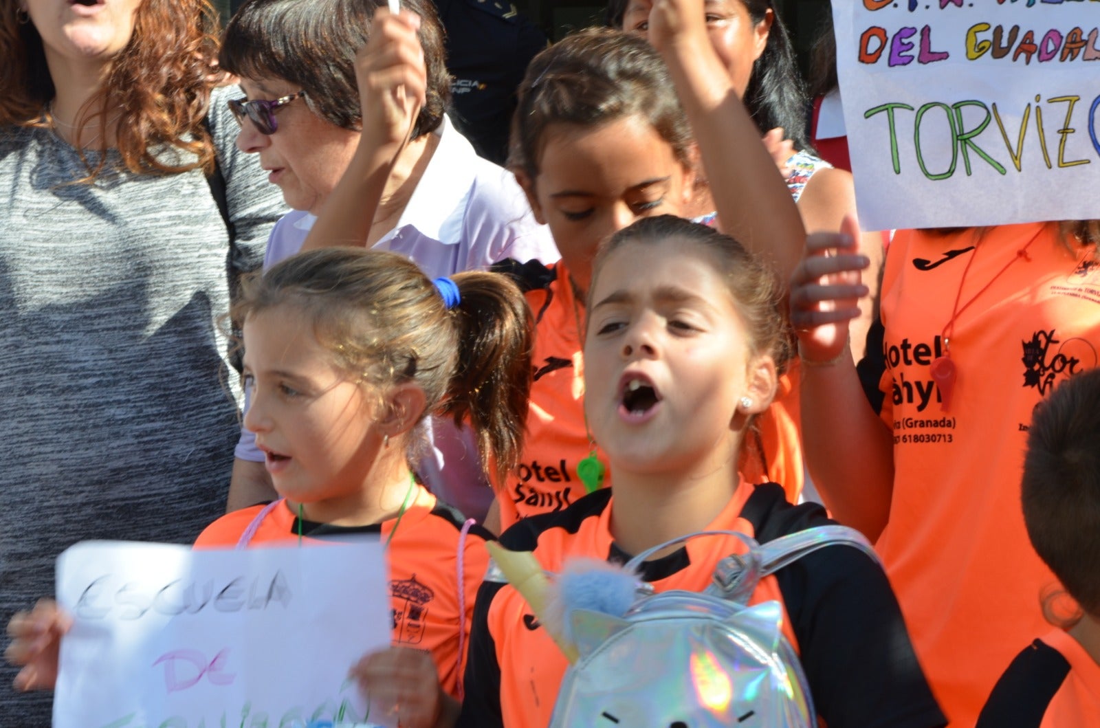 Los alumnos de Bérchules y Torvizcón han comenzado una huelga indefinida por la que no volverán a clase hasta que se solucione esta situación
