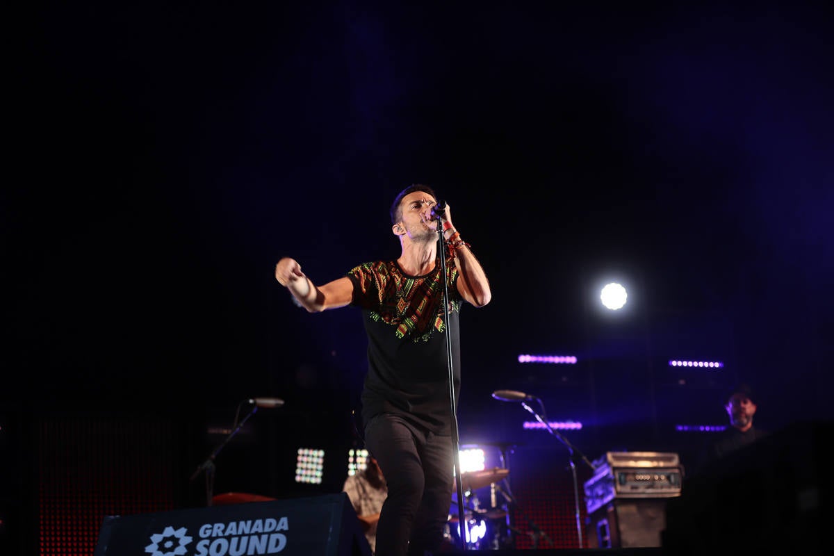 El festival con el que 'acaba el verano' reúne a miles de personas en el Cortijo del Conde de Granada 