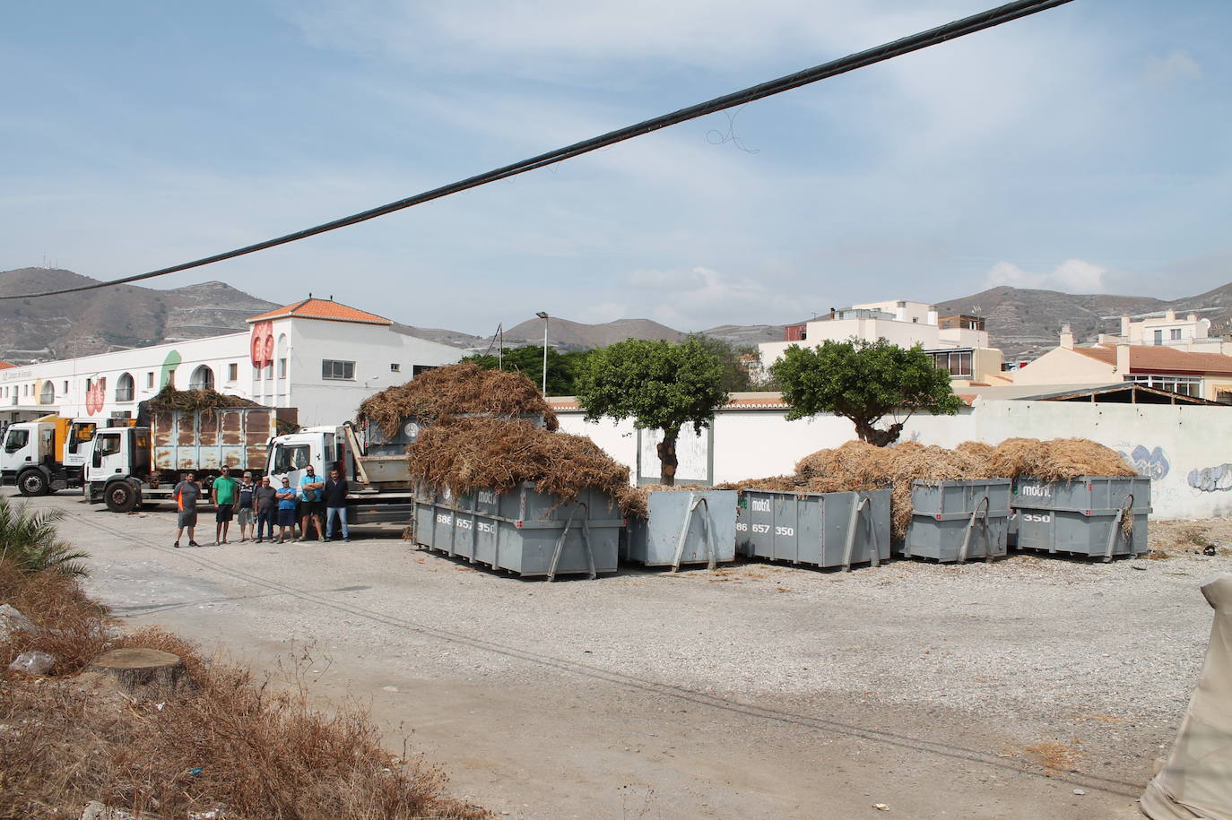 El cierre de la planta de reciclaje de Motril tras sufrir dos incendios está provocando una «parálisis» en el sector agrícola 