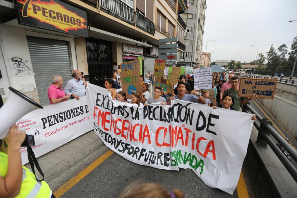 El evento ecologista ha caminado las calles de la capital en dirección al Ayuntamiento