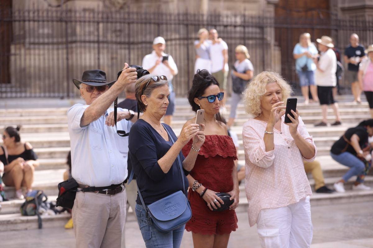 Estos instrumentos están ubicados en siete plazas emblemáticas de la ciudad, haciendo que la ciudad suene mejor