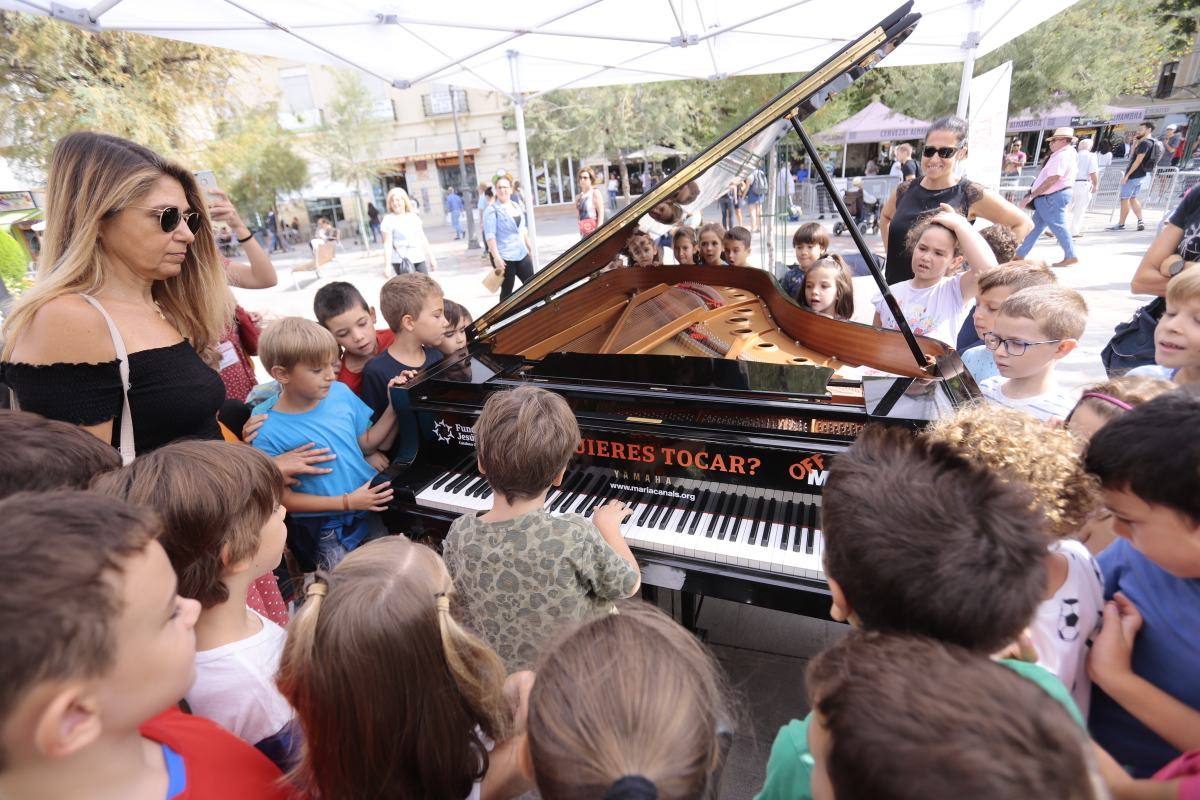 Estos instrumentos están ubicados en siete plazas emblemáticas de la ciudad, haciendo que la ciudad suene mejor
