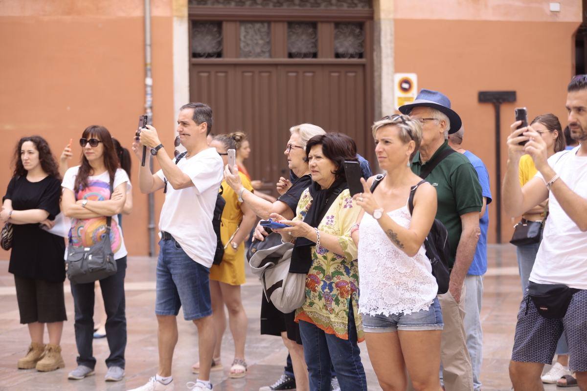 Estos instrumentos están ubicados en siete plazas emblemáticas de la ciudad, haciendo que la ciudad suene mejor