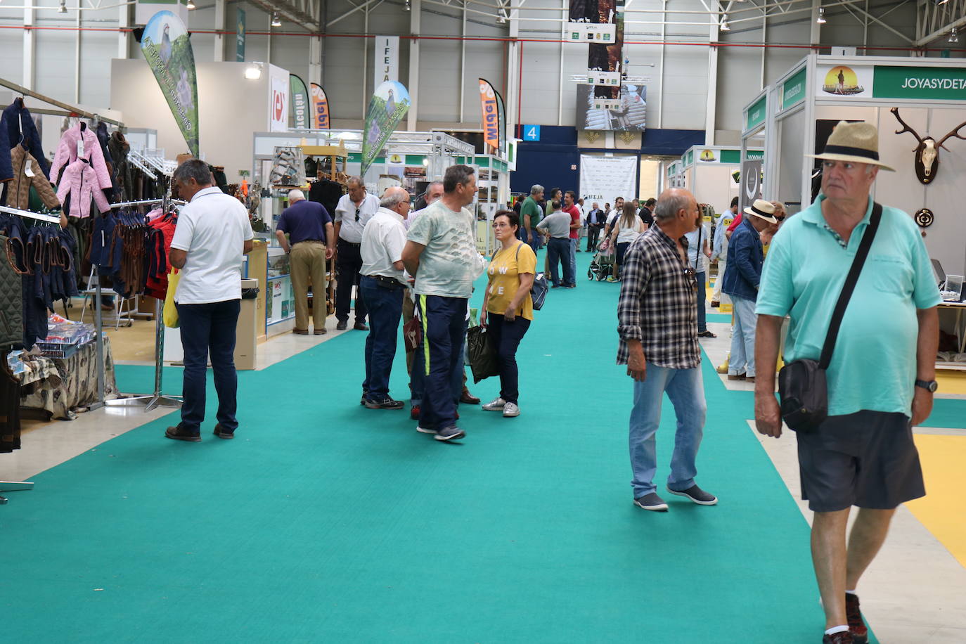 Esta viernes se ha inaugurado de manera oficial la XIII edición de Ibercaza, la feria de caza y pesca de la provincia de Jaén 
