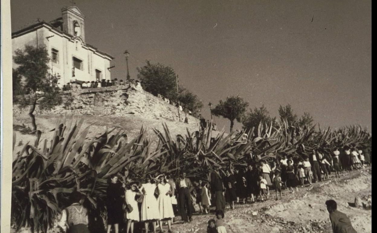 Antigua imagen de la romería de San Miguel