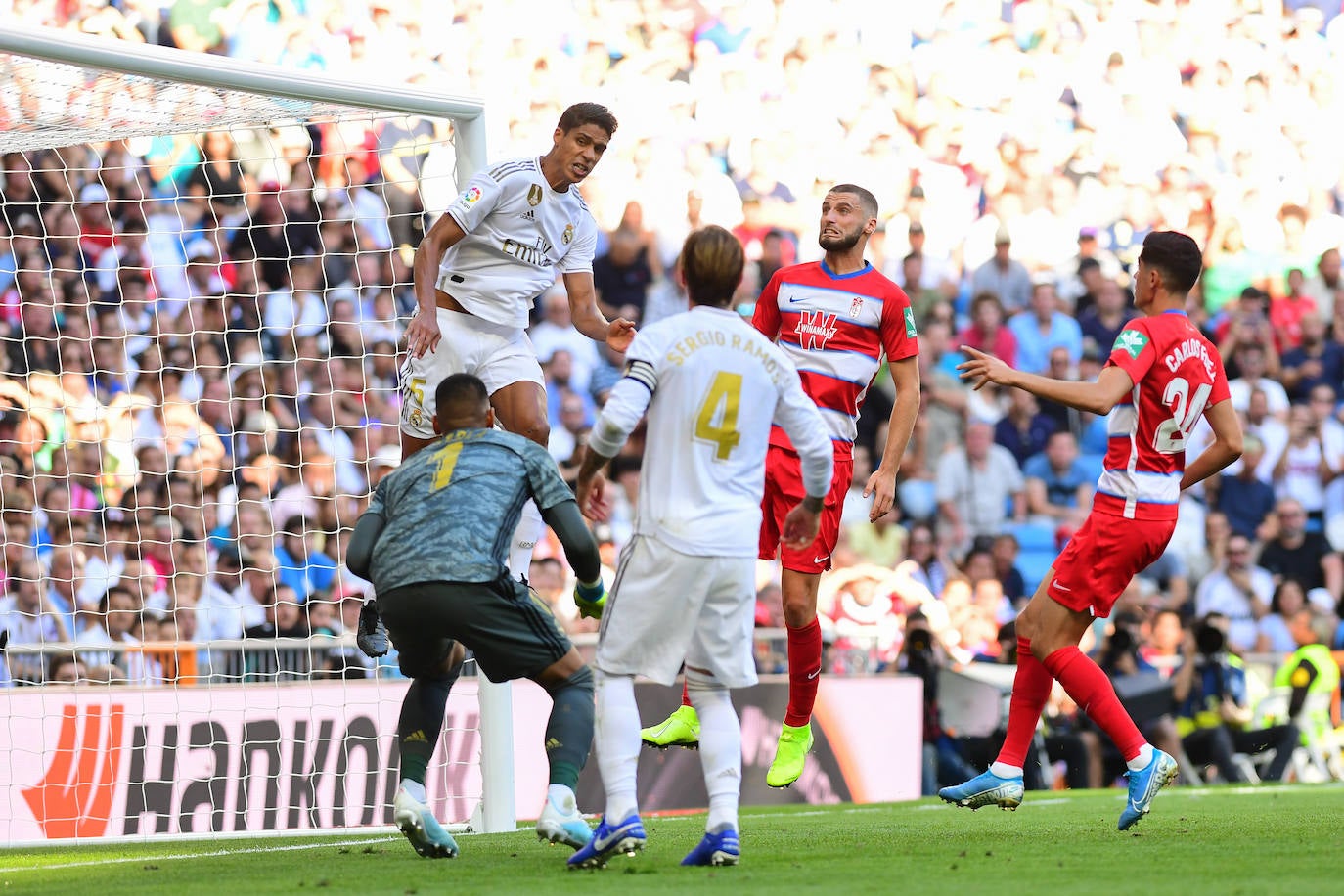Fotos: Todos los detalles del Real Madrid-Granada