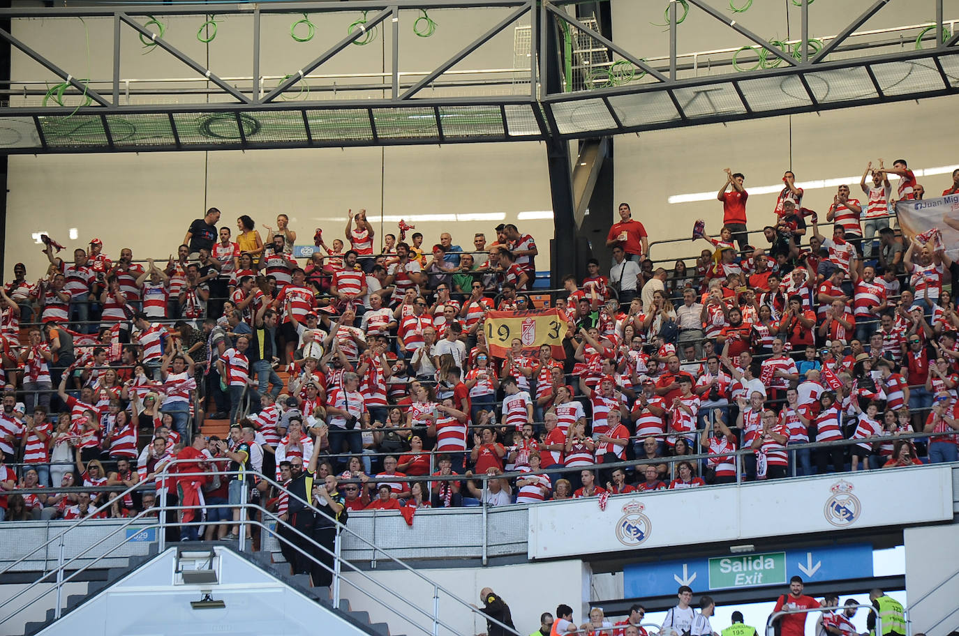 Fotos: Todos los detalles del Real Madrid-Granada