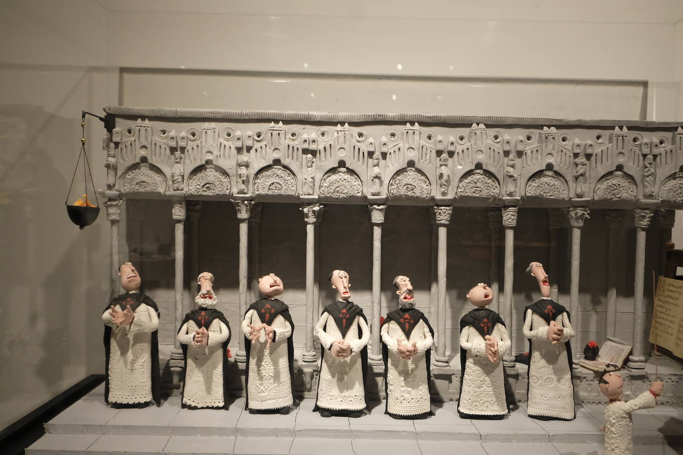 Esto es lo que podrás encontrar en la exposición que recorre 20 momentos fundamentales de la historia de la música hechos con plastilina.