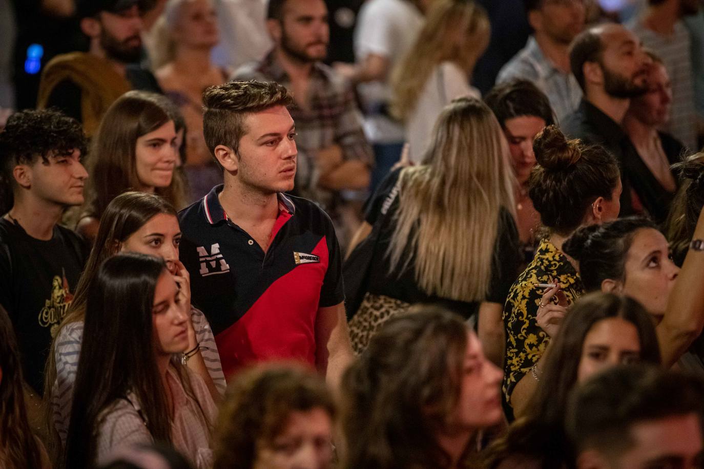 Ambos artistas se dieron en la noche del viernes la mano ante una Granada atiborrada de seguidores 