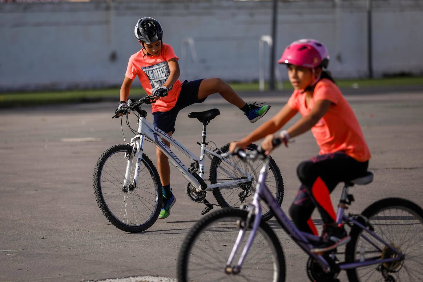 IDEAL entra en la escuela de triatlón Atarfe Tribabyschool, la única en toda la provincia, de reciente creación junto al club de atletismo local, Acidesa y Caja Rural 