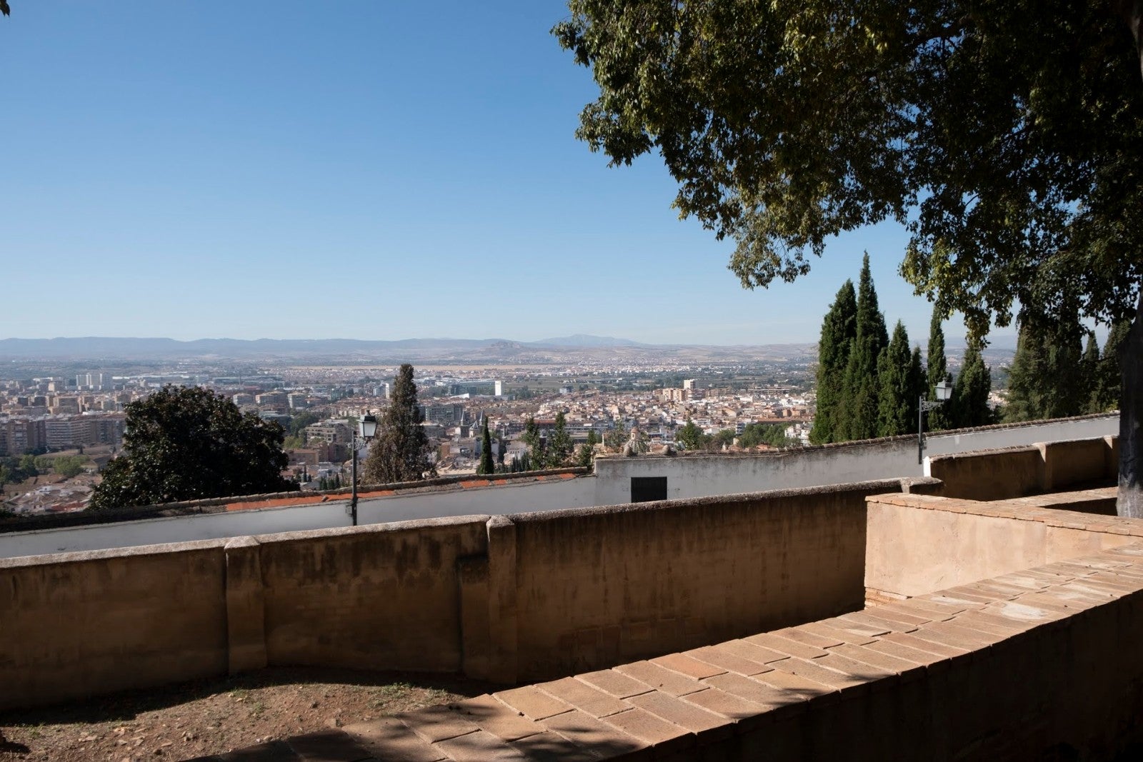 Los granadinos van ganando espacios para su conocimiento de la ciudad y de la Alhambra