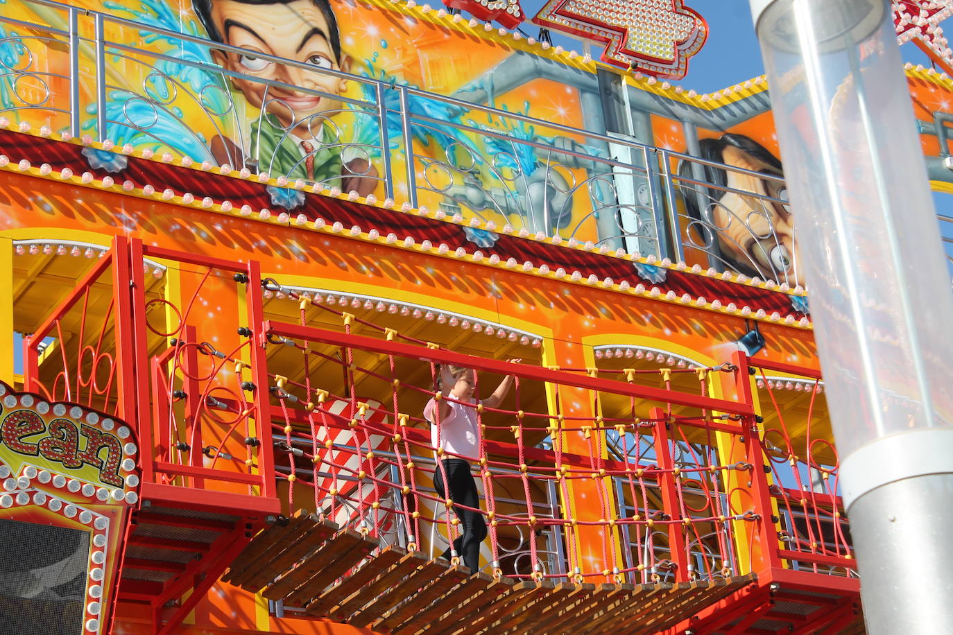 La jornada ha dado para mucho, desde comidas de empresa, encuentros y reuniones de amigos hasta el Día del Niño