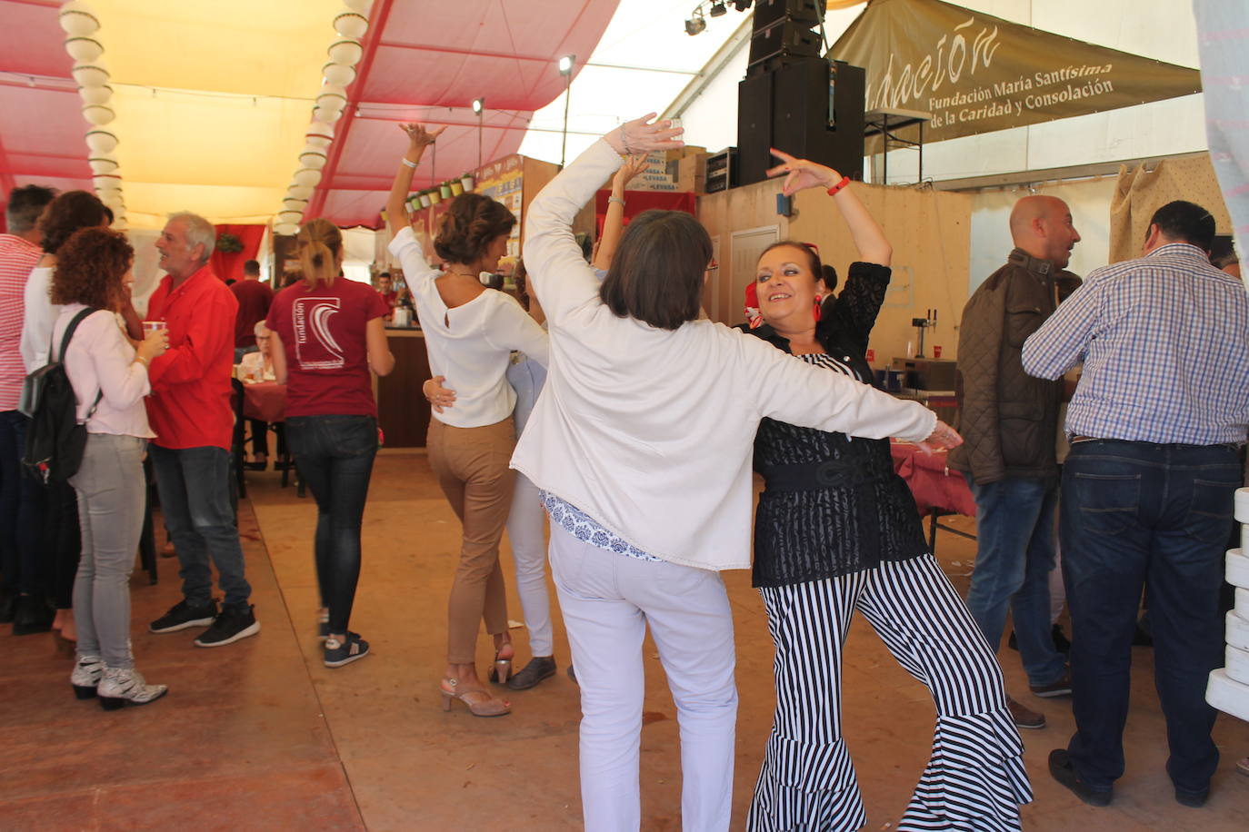 La jornada ha dado para mucho, desde comidas de empresa, encuentros y reuniones de amigos hasta el Día del Niño