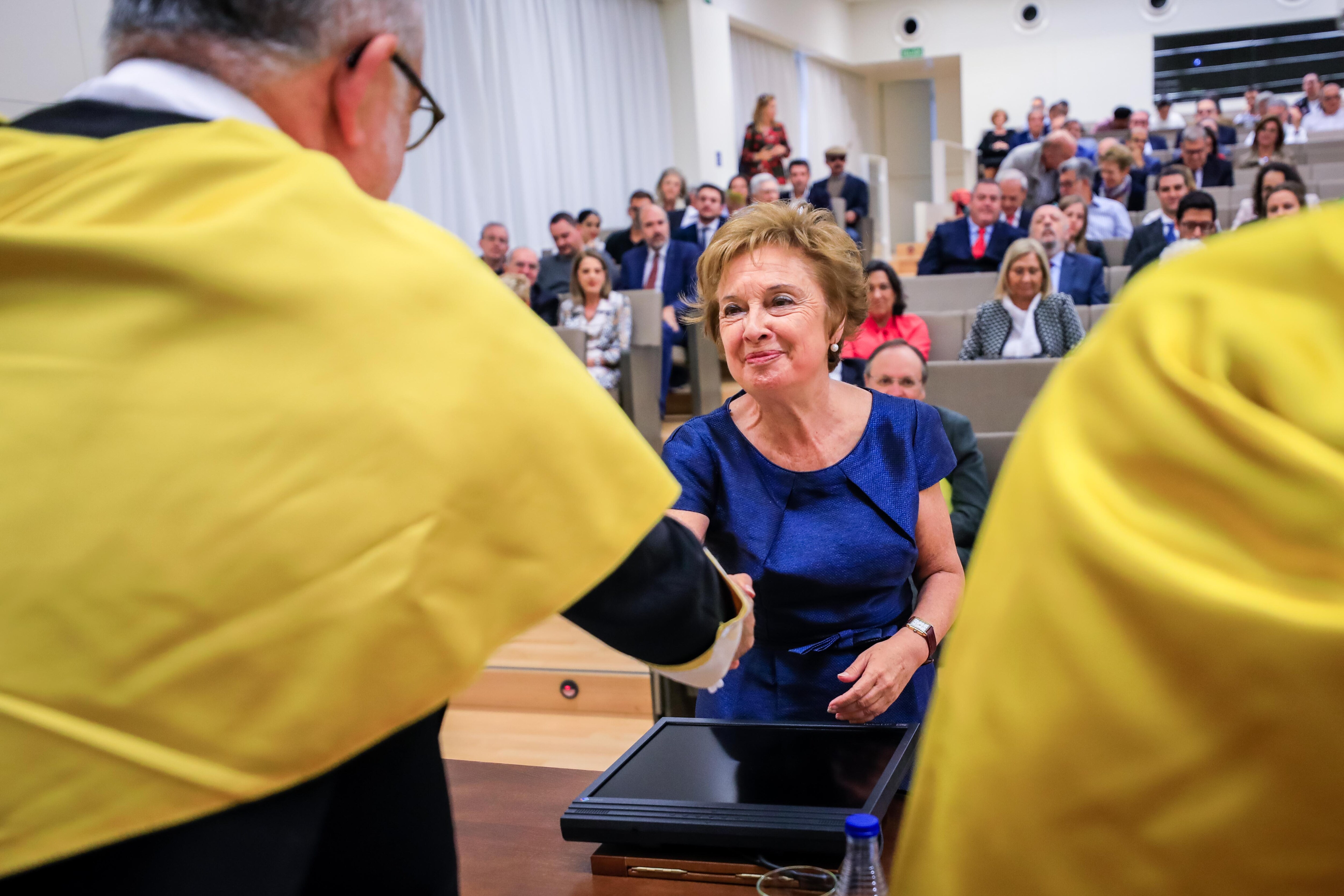 Acto de celebración de la Facultad de Medicina de la UGR en honor de su patrón, San Lucas.