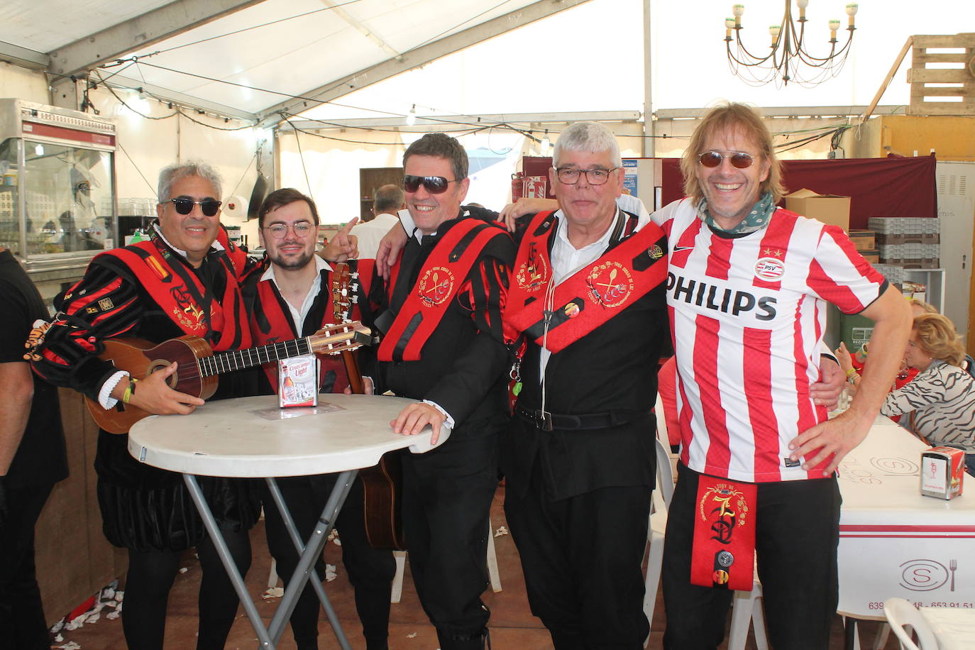 San Lucas deja estampas para el recuerdo en una jornada con La Vestida repleta y un sol radiante