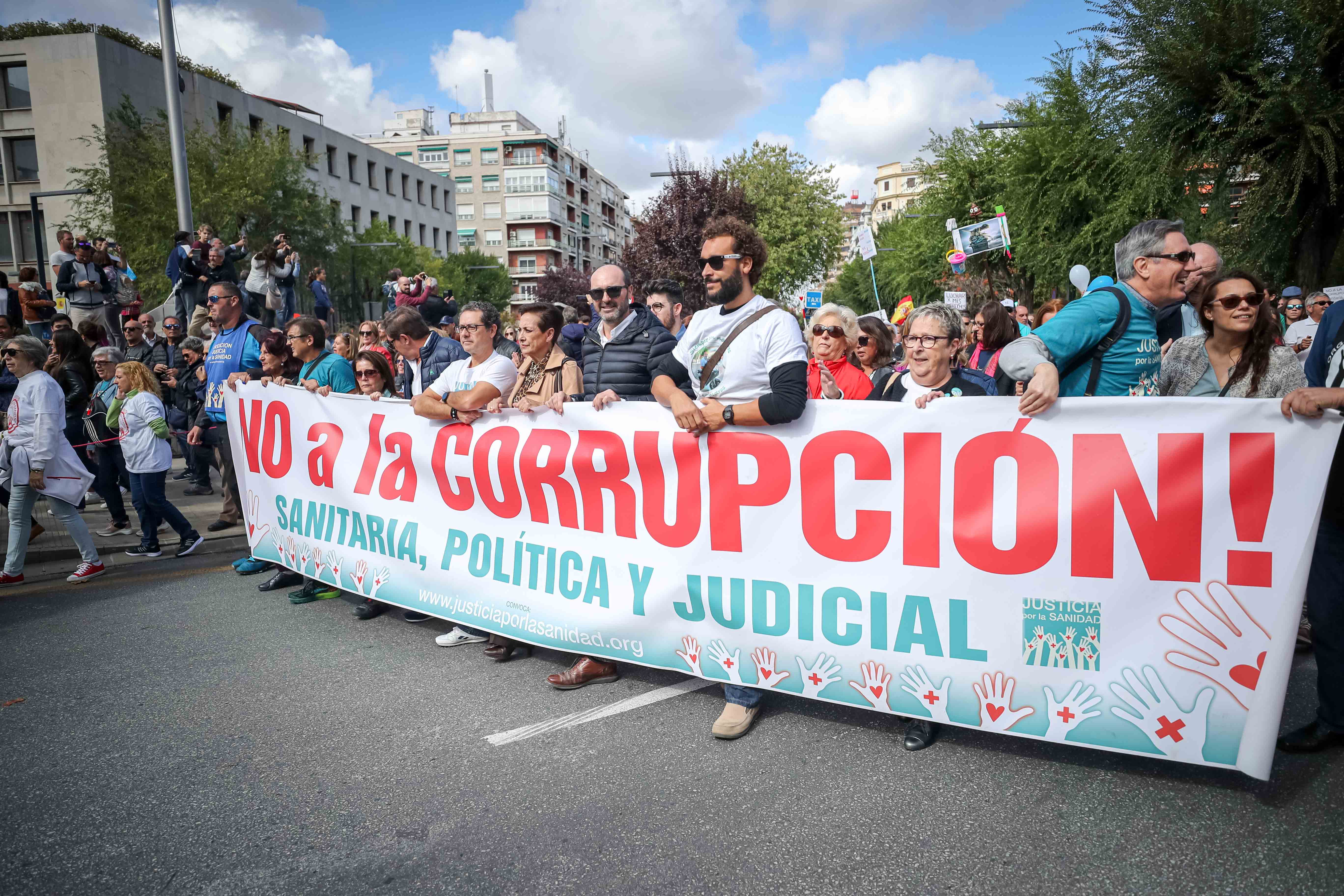 La ciudad ha vuelto a rugir por su sanidad con fuerza, con pasión y con convencimiento de la causa.