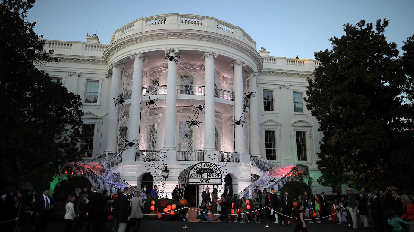2. La Casa Blanca decorada para celebrar Halloween en 2017