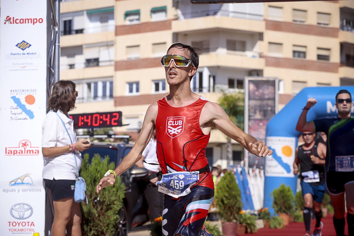 Los marroquís Abdelhadi El Mouaziz y Nazha Machouh reinan en Motril